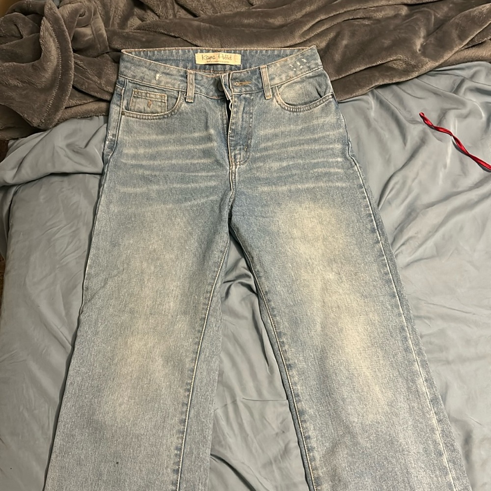 Denim mom jeans